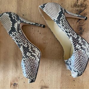 Kate Spade Gwen Snakeskin peeps toe platform heels, size 7B